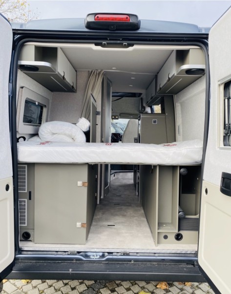   Wohnmobil - Zürich, Schweiz
