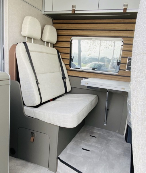   Wohnmobil - Zürich, Schweiz