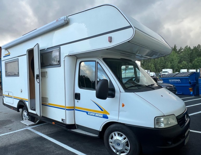 Fiat Eura Mobil Camping-car - Södertälje, Suède