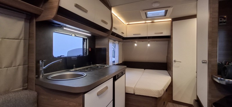 Knaus 450 FU Sport Silver Selection Wohnwagen - Kallinge, Schweden