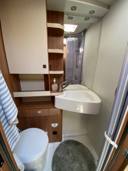 Fiat Ducato Lava / Alusta 130 Multijet 2.3 D Wohnmobil - Espoo, Finnland