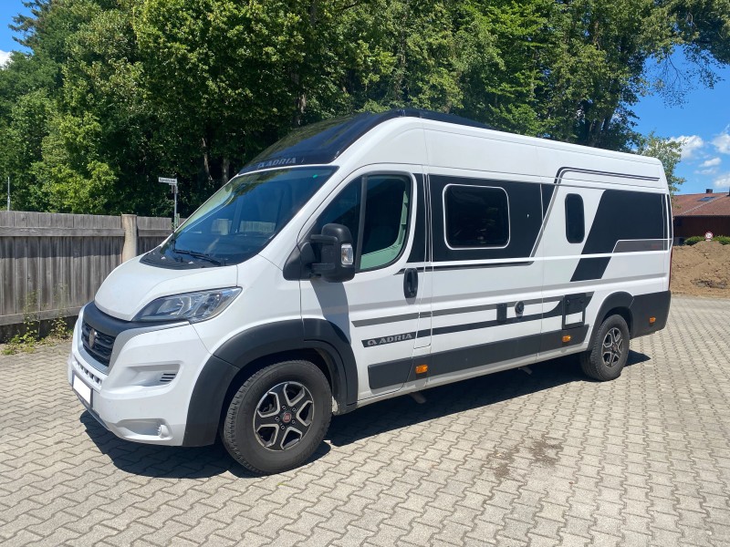   Retkeilyauto - Kitzbühel, Itävalta