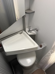 Adria Twin 600 SLT Van - Åkersberga, Suède