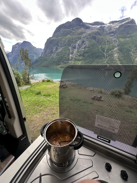Adria Twin 600 SLT Campingbus - Åkersberga, Schweden