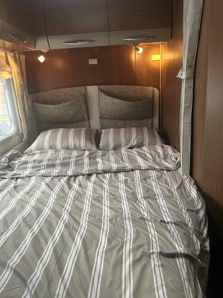 Bürstner Ixeo plus 664 Wohnmobil - Göteborg, Schweden