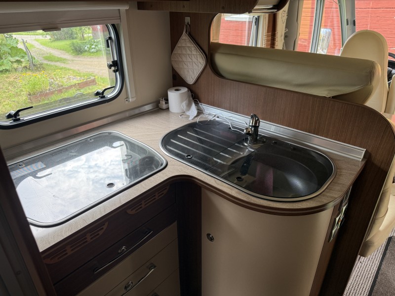 Bürstner BUI728 Wohnmobil - Järvsö, Schweden