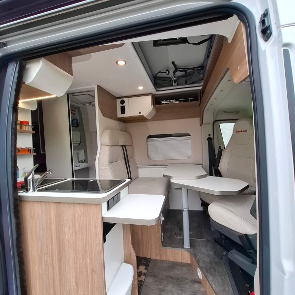   Wohnmobil - Uerkheim, Schweiz