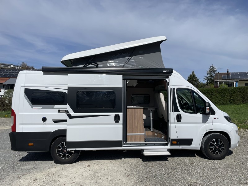   Wohnmobil - Uerkheim, Schweiz