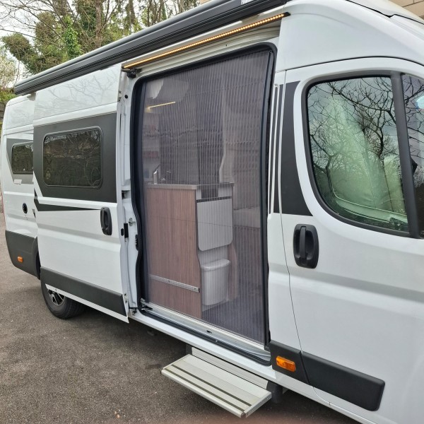   Wohnmobil - Uerkheim, Schweiz