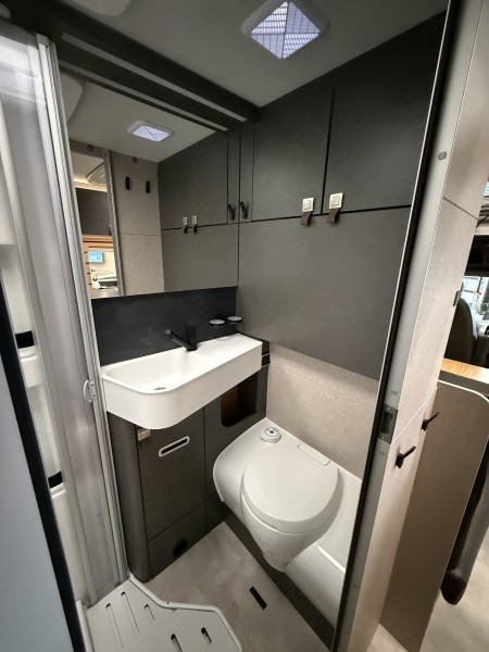 Mercedes Hymer MLT 580 Camping-car - Wiernsheim, Allemagne