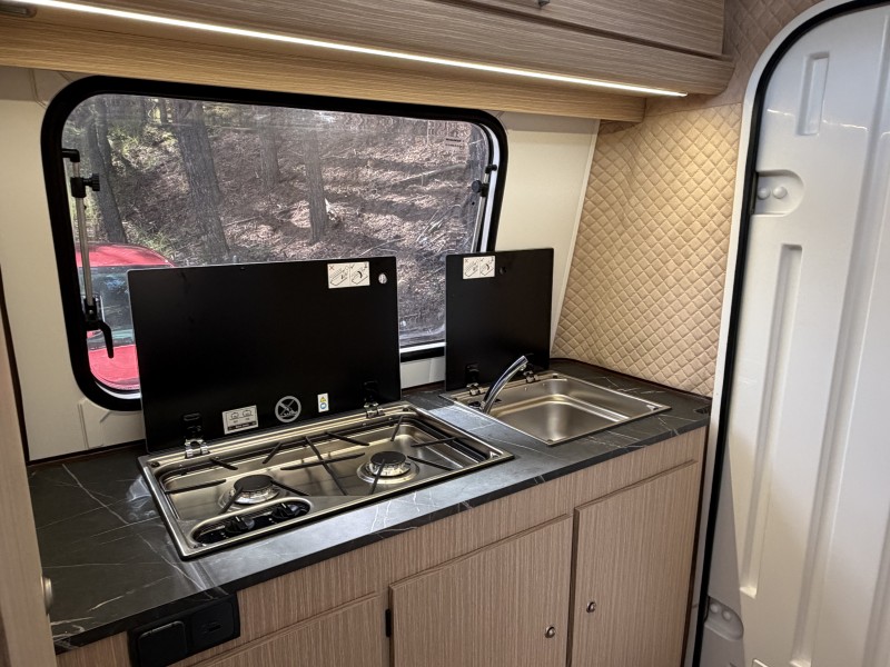 Niewiadow N126ET Caravan - Hämeenlinna, Finland