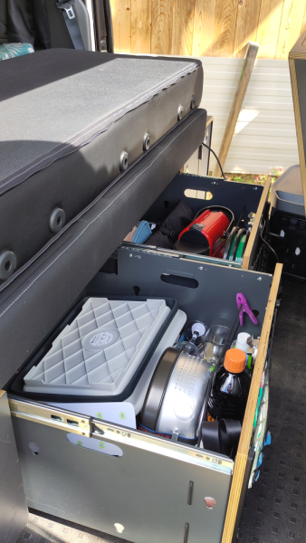 VW T6.1 Campingbus - Unterseen, Schweiz