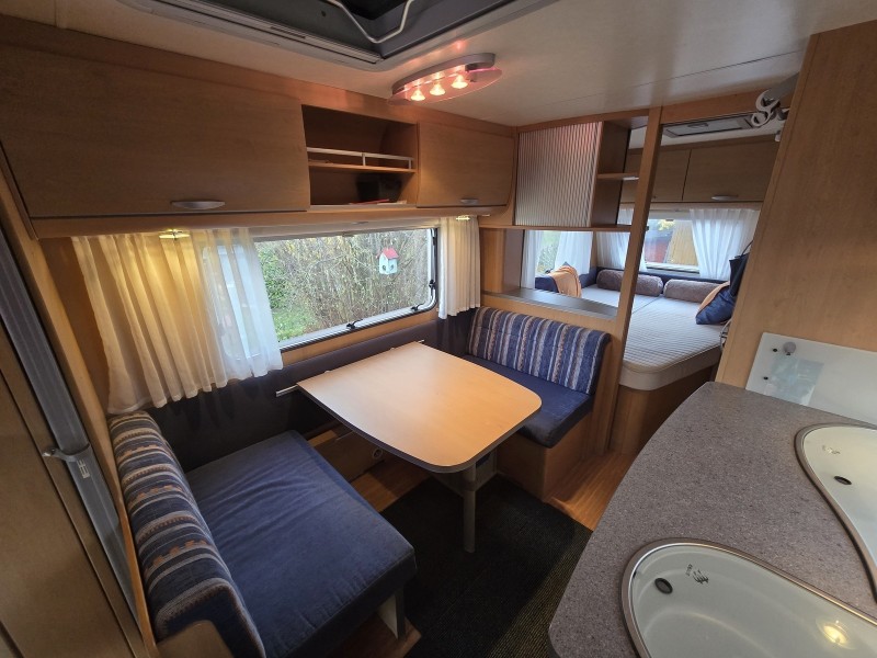 Knaus Südwind 500 FDK Caravane - Gerstetten, Allemagne