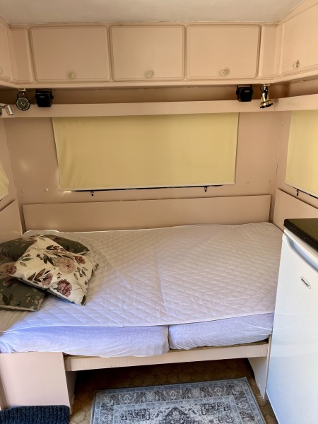 Knaus SÜDWIND 500 TKM Wohnwagen - Örsundsbro, Schweden