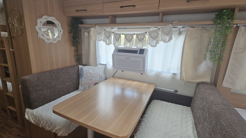 LMC Style 540k Caravane - Altdorf, Suisse