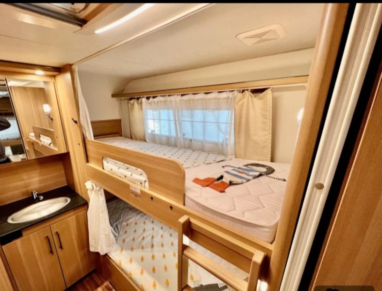 LMC Style 540k Wohnwagen - Altdorf, Schweiz