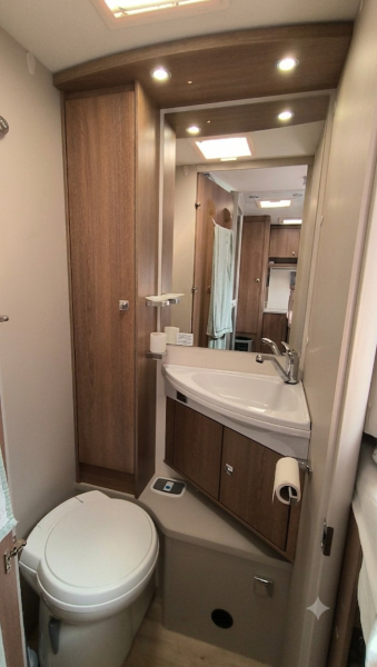 Dethleffs Trend T 7057 Eb Autocamper - Tylstrup, Danmark