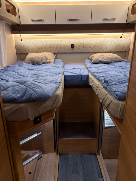 Weinsberg Carasuite 650 meg Camping-car - Jordbro, Suède