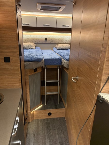 Weinsberg Carasuite 650 meg Camping-car - Jordbro, Suède