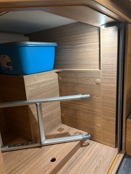 Weinsberg Carasuite 650 meg Camping-car - Jordbro, Suède