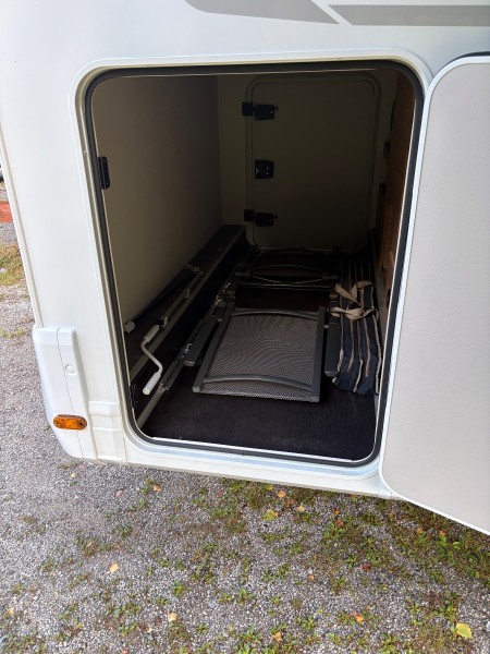 Weinsberg Carasuite 650 meg Camping-car - Jordbro, Suède