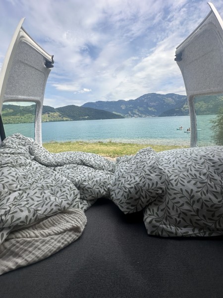 VW T5 Hochdach Campervan - Brütten, Schweiz