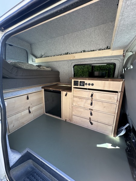 VW T5 Hochdach Campervan - Brütten, Schweiz