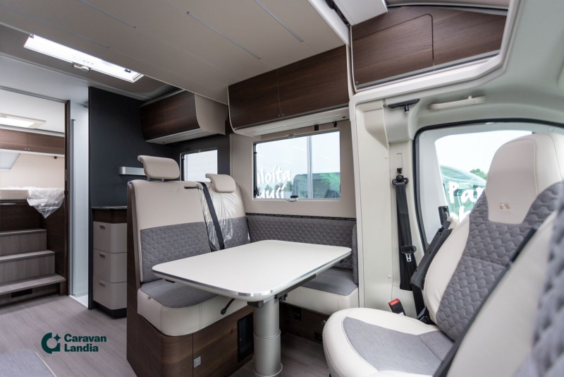 Adria Matrix Supreme 670 SL Alde, Automaatti Motorhome - Varsinais-Suomi, Finland