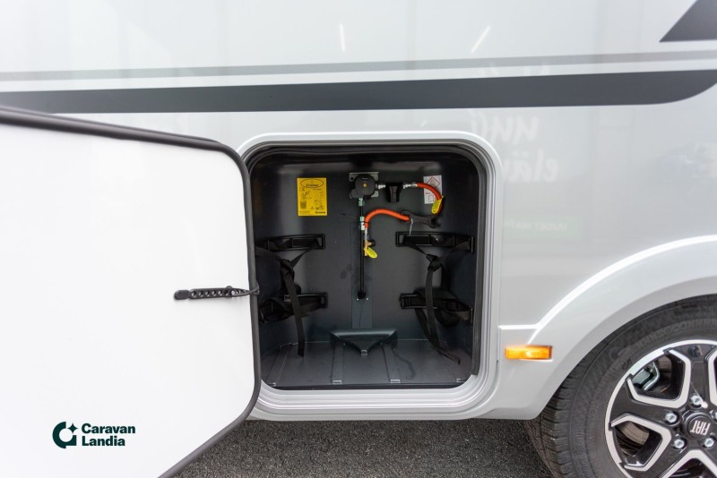 Adria Matrix Supreme 670 SL Alde, Automaatti Motorhome - Varsinais-Suomi, Finland