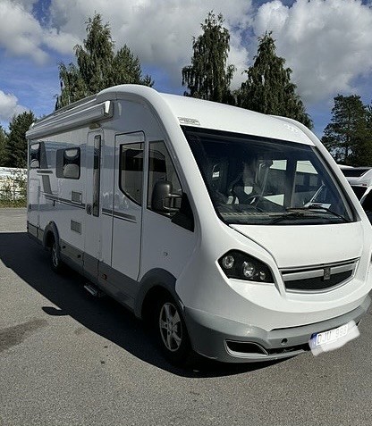 Knaus 700 Sportliner Camping-car - Hålta, Suède