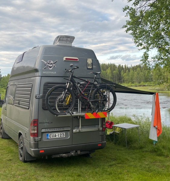 Westfalia James Cook Wohnmobil - Helsinki, Finnland