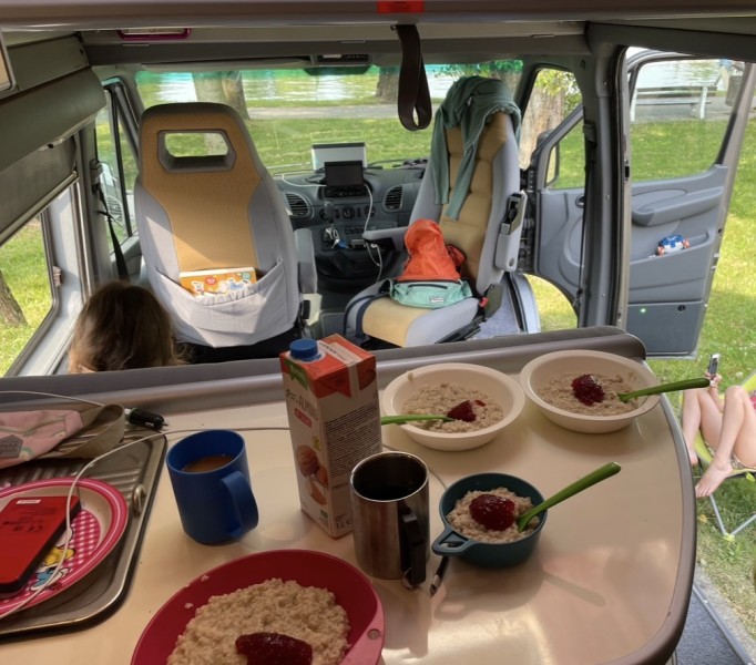 Westfalia James Cook Wohnmobil - Helsinki, Finnland