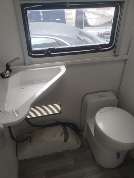   Camping-car - Schöntal, Allemagne
