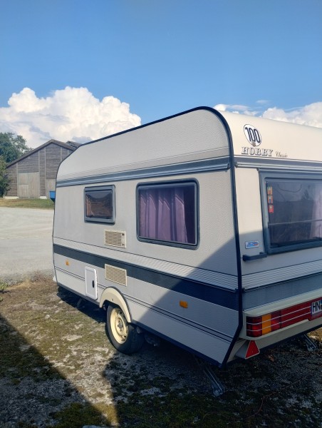   Camping-car - Schöntal, Allemagne
