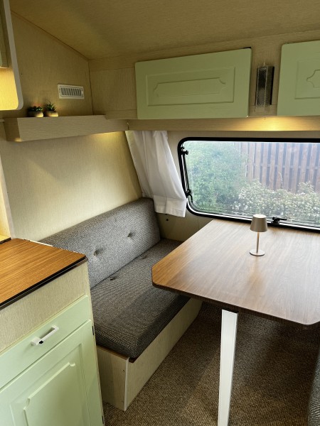 Chateau Caravan Cougar Campingvogn - Køge, Danmark