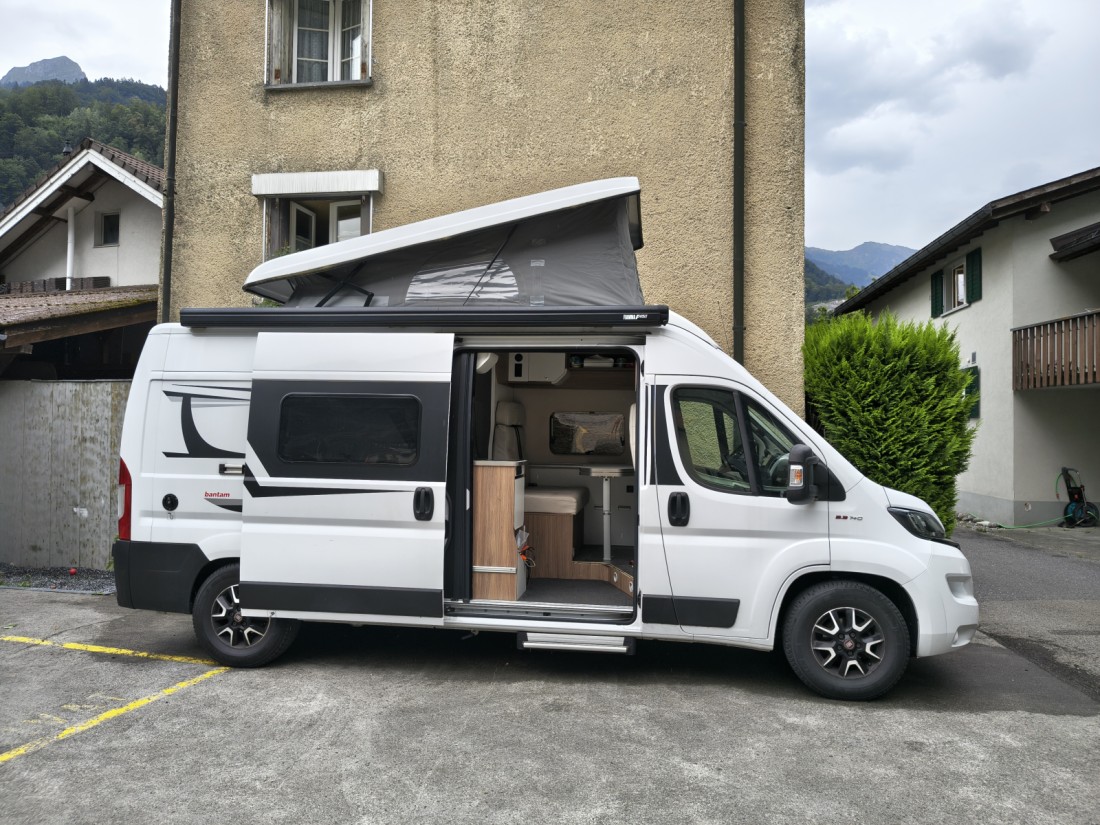 Fiat Ducato Retkeilyauto - Netstal, Sveitsi