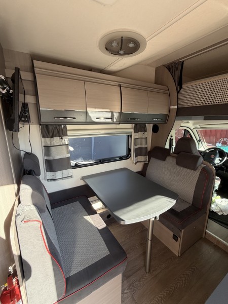 Hobby Siesta A65 GM Matkailuauto - Sande i Vestfold, Norja