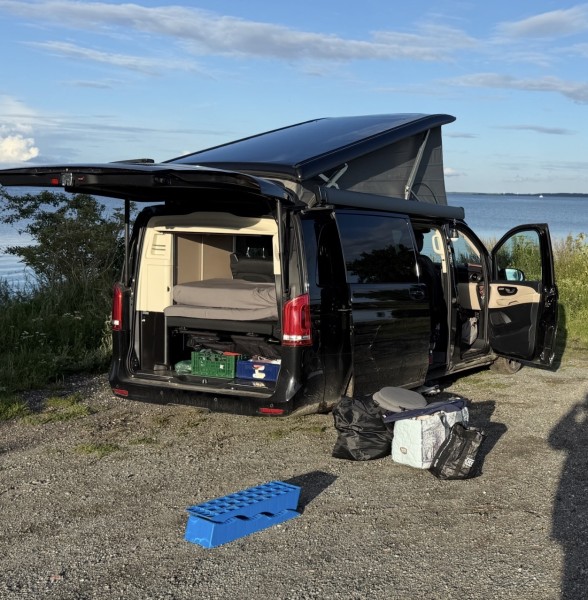 Mercedes Marco Polo Matkailuvaunu - Ry, Tanska