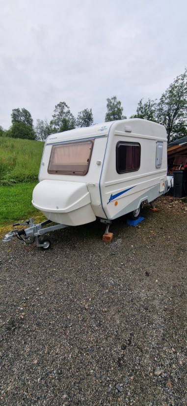 Niewiadow Poletta Enka Matkailuvaunu - Vestland, Norja