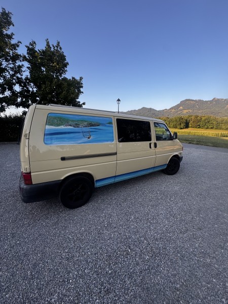 VW T4 transporter Retkeilyauto - Echarlens, Sveitsi