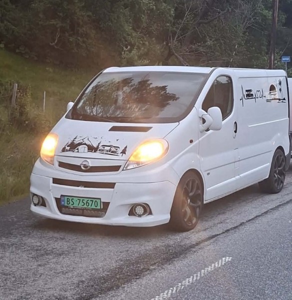 Opel Vivaro Van - Tromsø, Norvège