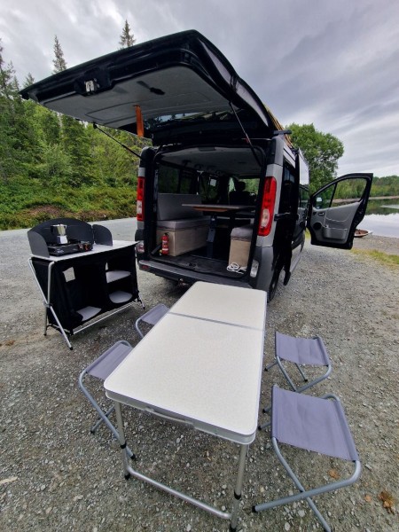Opel vivaro 6 setter campervan Campingbus - Trøndelag, Norwegen