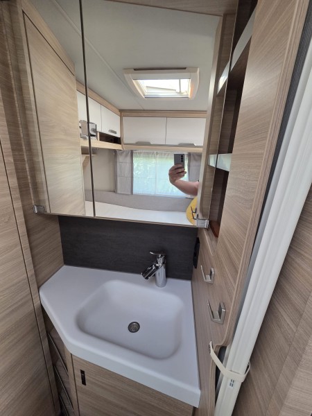 Knaus südwind 540 FDK Caravan - Kuopio, Finland
