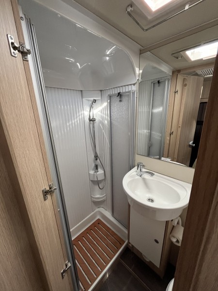 Fiat Ducato Capron Sunlight A70 Husbil - Kägiswil, Schweiz