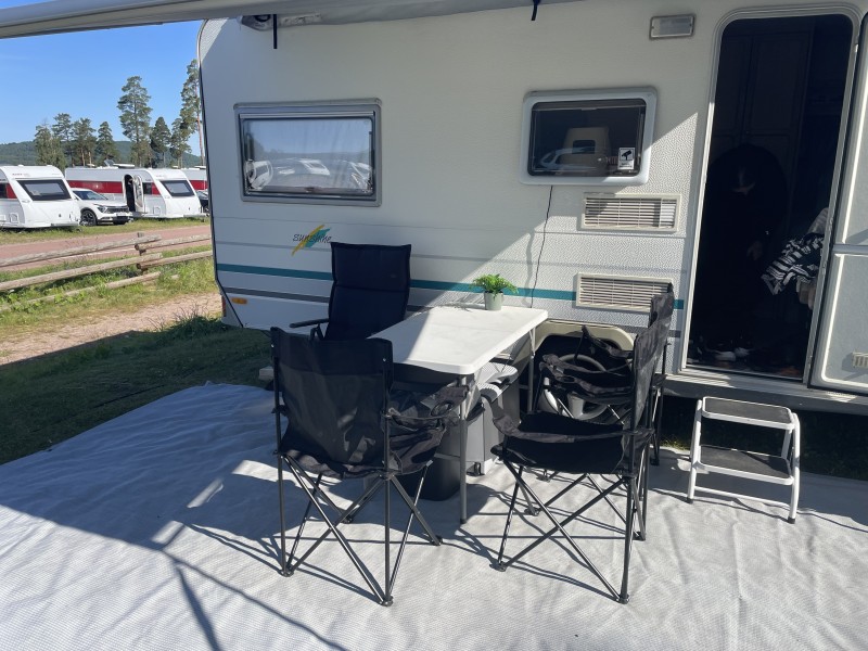Knaus Sunshine Wohnwagen - Deje, Schweden