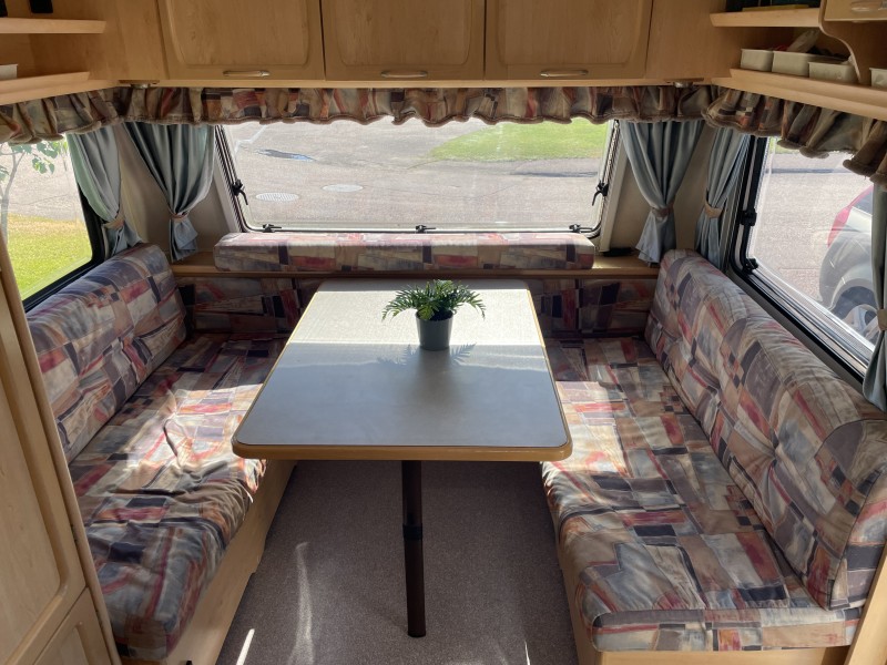Knaus Sunshine Wohnwagen - Deje, Schweden