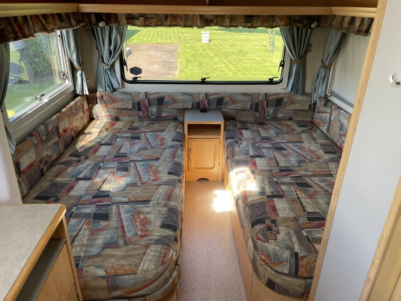 Knaus Sunshine Wohnwagen - Deje, Schweden