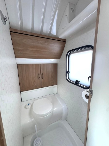 Hobby 400 De Luxe SFe Campingvogn - Nurmijärvi, Finland