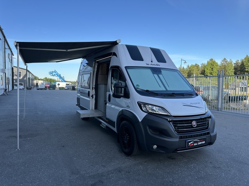 La Strada Fiat Campingbus - Knivsta, Schweden
