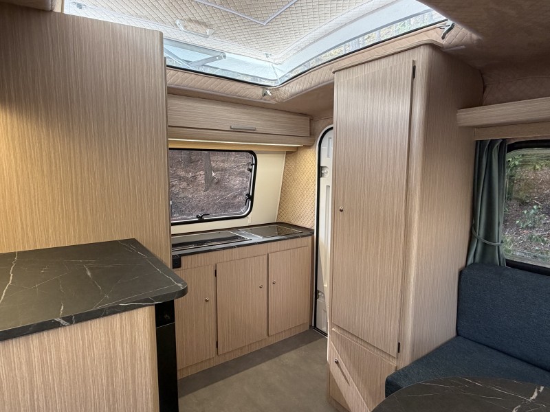 Niewiadow N126ET Wohnwagen - Hämeenlinna, Finnland